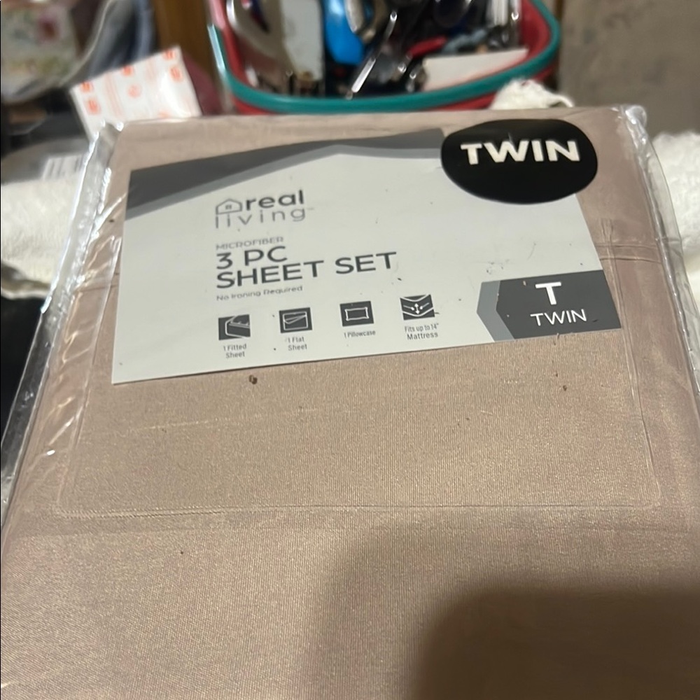 Real Living Twin Sheet Set in Tan